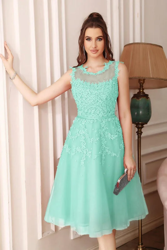 A-line Tulle Lace Tea Length Party Dress Crew neck Sleeveless Short Homecoming Dress